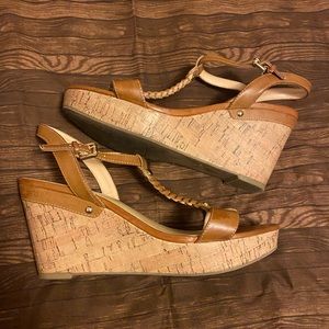 Womens wedged sandals